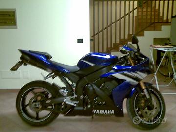 Yamaha R1 2006