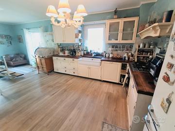 Cucina , Marchi Group, legno laccato, 