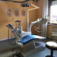 Vendesi studio dentistico