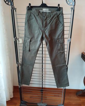 pantaloni 