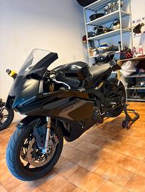 Yamaha YZF R9