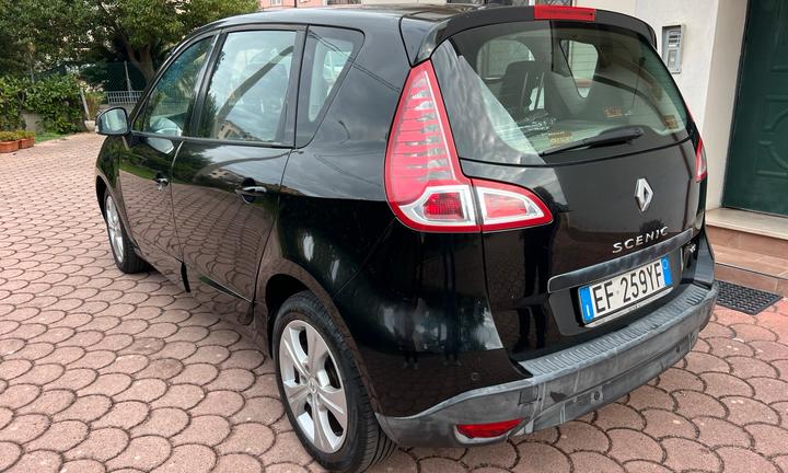 Renault scenic 1,5 dci anno 2010