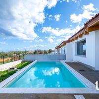 Villa centrale su unico livello con vista mare e p