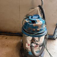 Aspirapolvere/aspiraliquidi professionale Soteco