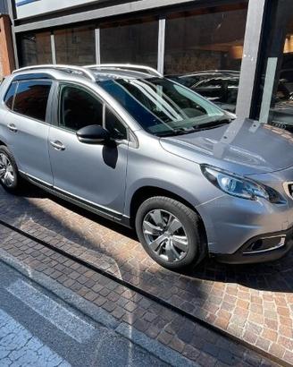 Peugeot 2008 1.6 BlueHDi 100 Black Matt