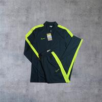 Tuta Nike Dri-FIT Academy Uomo Grigio

Antracite 
