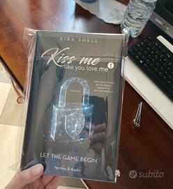 Libro Kira Shell - Kiss me like you love me