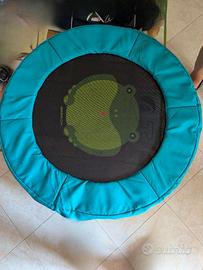Trampolino elastico per bimbo/bimba