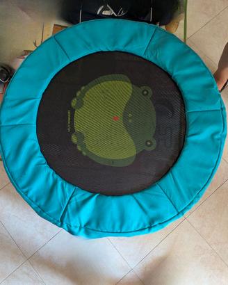 Trampolino elastico per bimbo/bimba