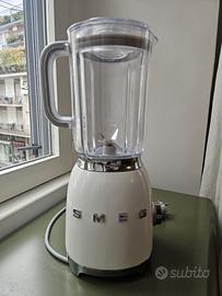 Frullatore SMEG blanco 1.5L