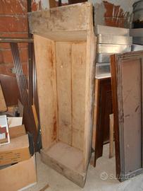 MAIDA ANTICA IN LEGNO.