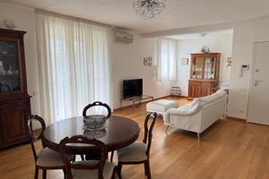 Moderno appartamento a Pisa, Porta a Lucca