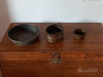 Tegamini di rame vecchi