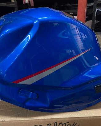 serbatoio penso di un gsx-r1000 del 2006/7