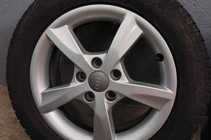 Audi A3  4 cerchi in lega 
