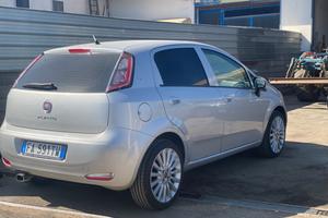 Fiat Punto 1.3 mjt LOUNGE 2015