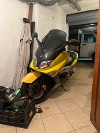 Yamaha T Max 500