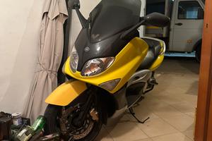 Yamaha T Max 500