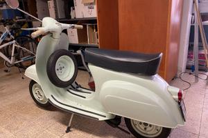 Vespa 50 del 1963 – sportellino piccolo