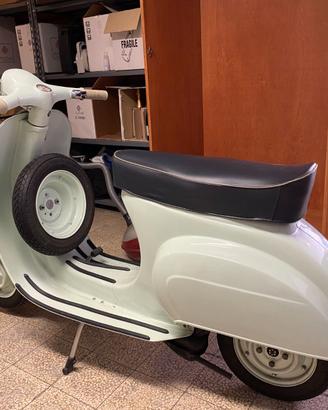 Vespa 50 del 1963 – sportellino piccolo