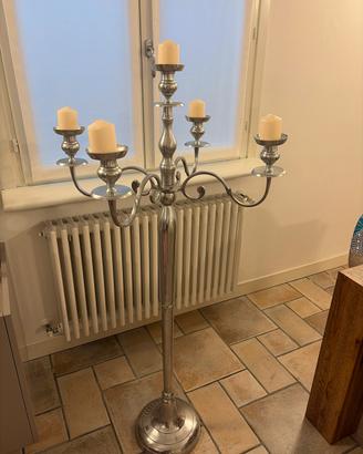 Candelabro autoportante color argento