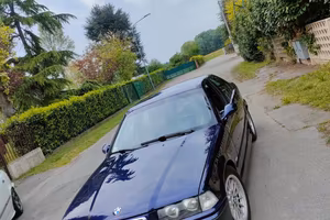 BMW 320i E36