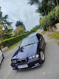 BMW 320i E36