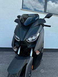 Yamaha X-Max 400