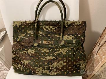 Mia bag camouflage borchie