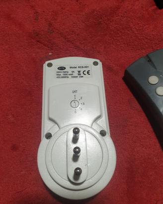 Presa wireless con telecomando 