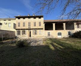 CASA INDIPENDENTE CON GIARDINO