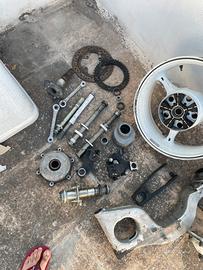 al migliore offerente svariatibpezzi moto