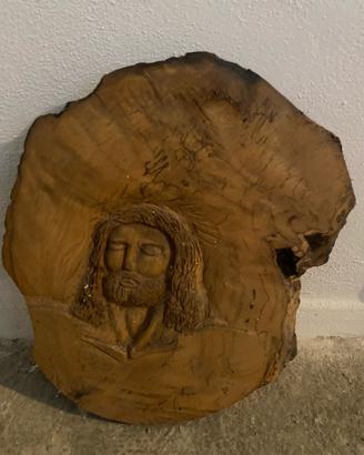 Scultura Gesù intagliata a mano su tronco unico