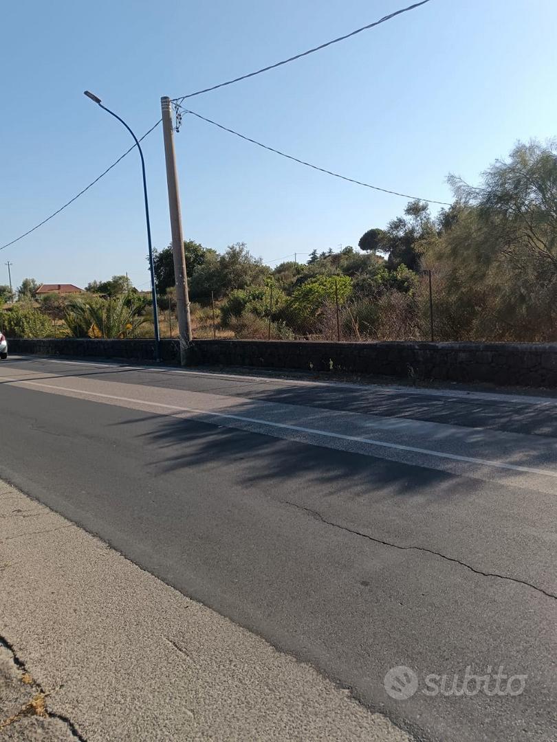 Terreno per quattro ville - Vista 2