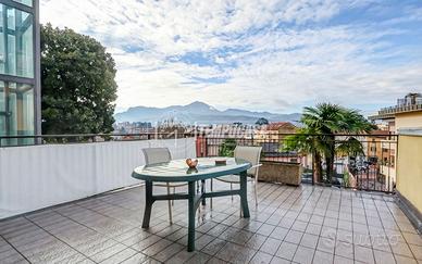 Monolocale con terrazzo di 30mq in centro !!!