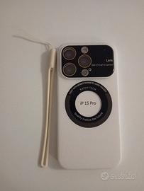 Cover IPhone 15 Pro con supporto magnetico