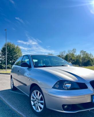 SEAT IBIZA