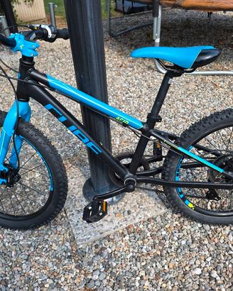 Cube Bike Acid 200