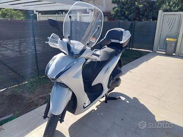 Honda SH350i