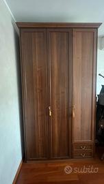 Armadio in vero legno