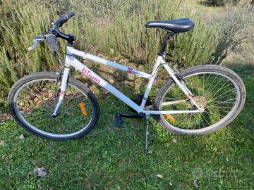 Bicicletta Rockrider 5.0