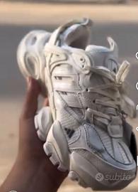 Scarpe sportive bianche comode – ottime condizion