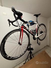 bici da corsa in carbonio 