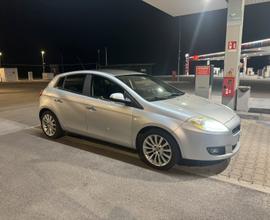 Fiat Bravo 1.9 MJT - Anno 2007 - 285000 km