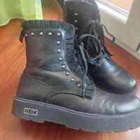 Anfibi neri CULT YOUNG numero 38