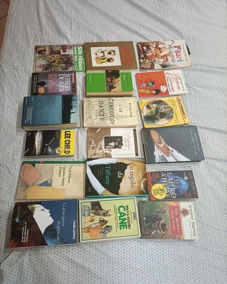 lotto di 18 libri vari titoli 