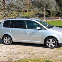 Volkswagen Touran 2.0 TDI