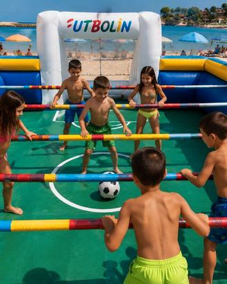 Gioco Sportivo Calcio Balilla Umano per Spiagge
