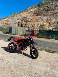 Swm sm 125 r motard - 2024