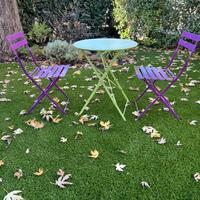 Tavolo e sedie da giardino